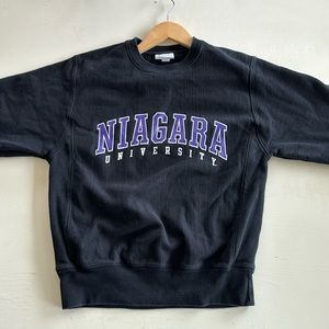 Champion Collage/University sweatshirt/crewneck